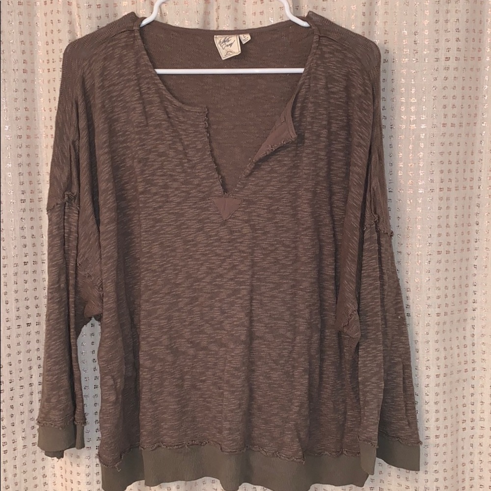 White Crow v-neck top